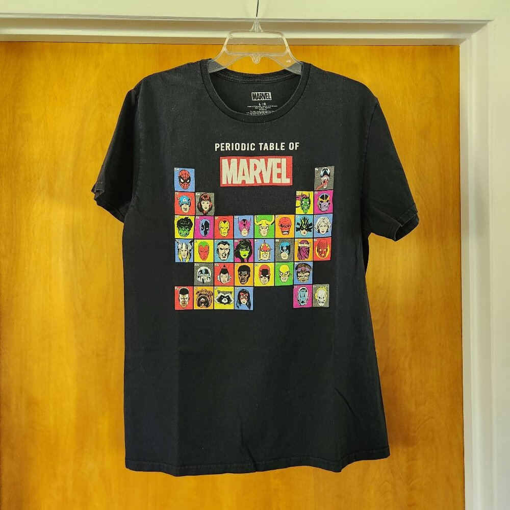 Marvel Mens T-Shirt Size L (Young Men's Cut) Periodic Table of Heroes